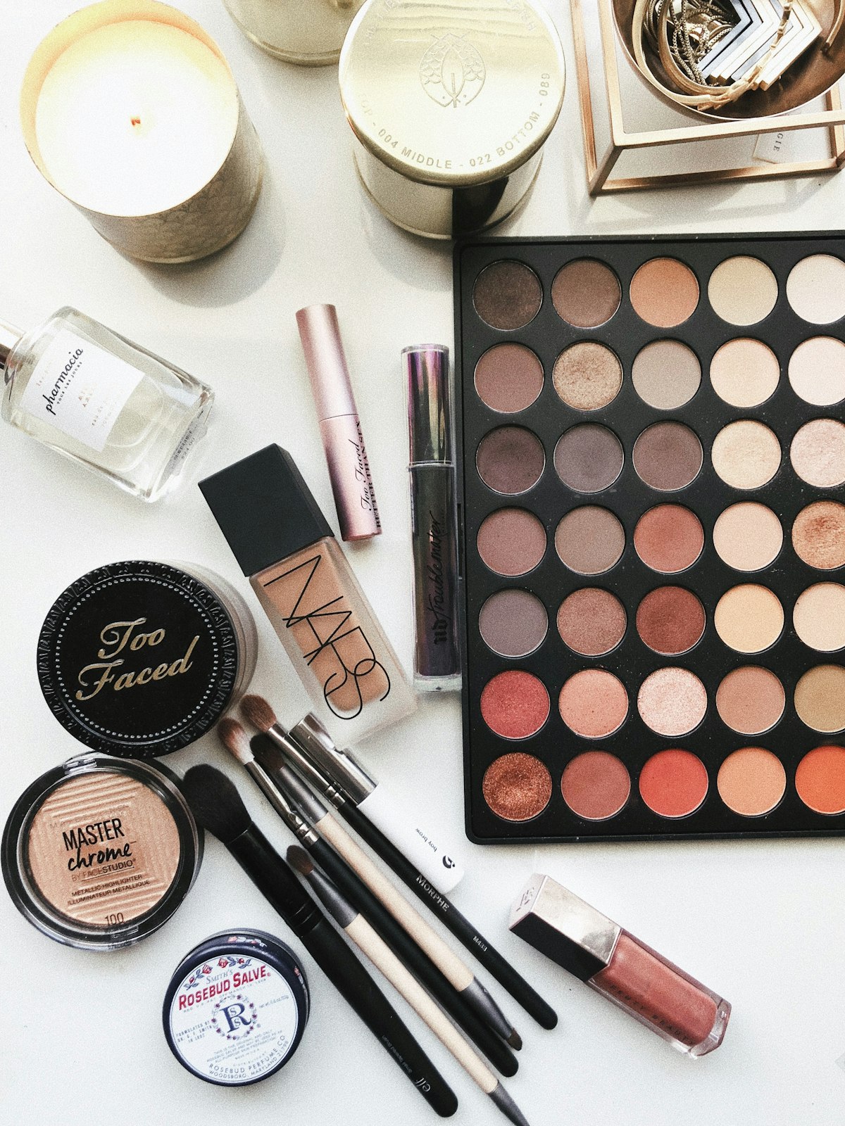 Kỹ thuật đánh mắt khói Smokey Eyes quyến rũ dự tiệc đêm