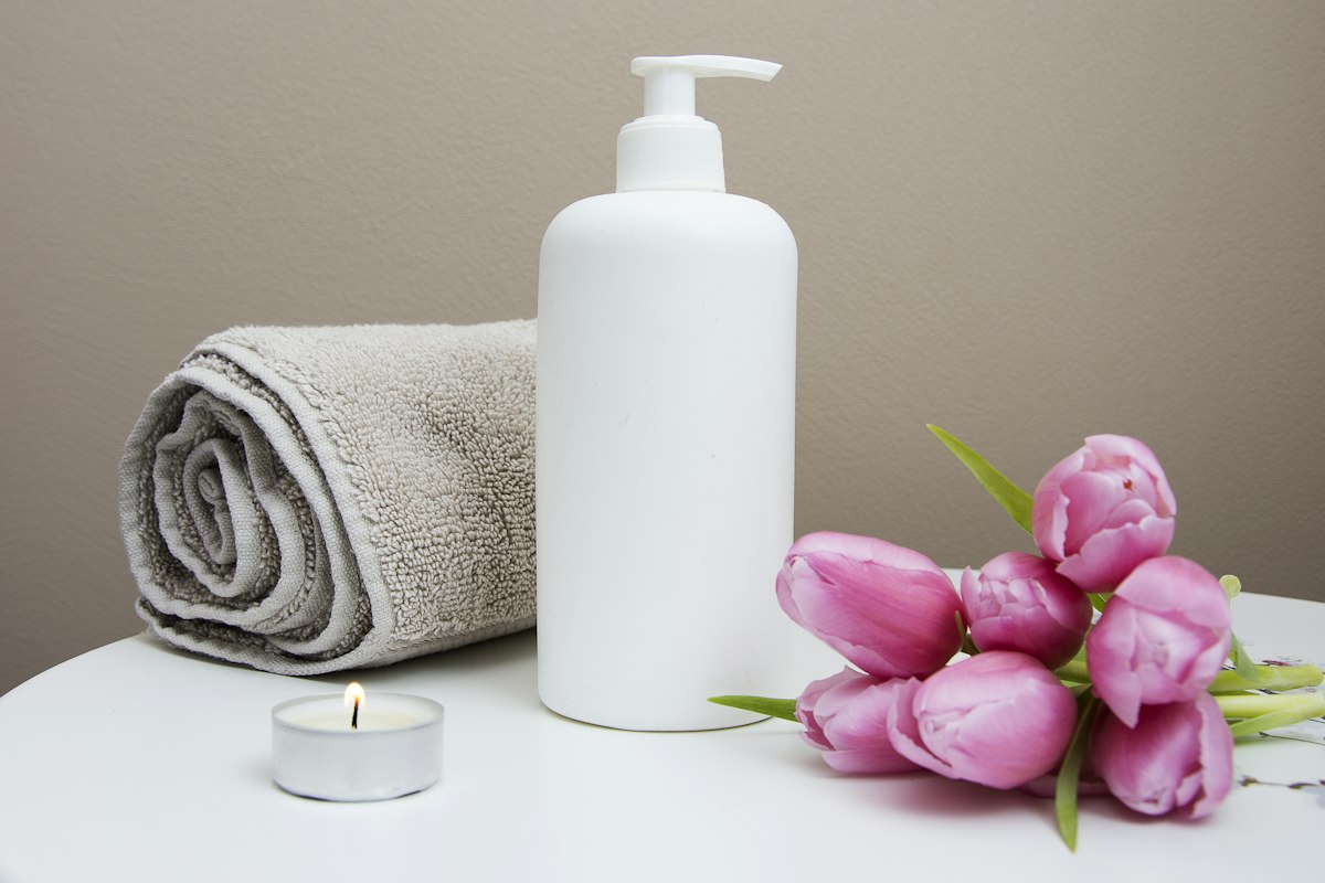 Massage nâng cơ Guasha đào thải độc tố định hình V-Line