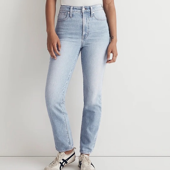 Madewell The Perfect Vintage Straight Jean - Verified Authentic Packaging