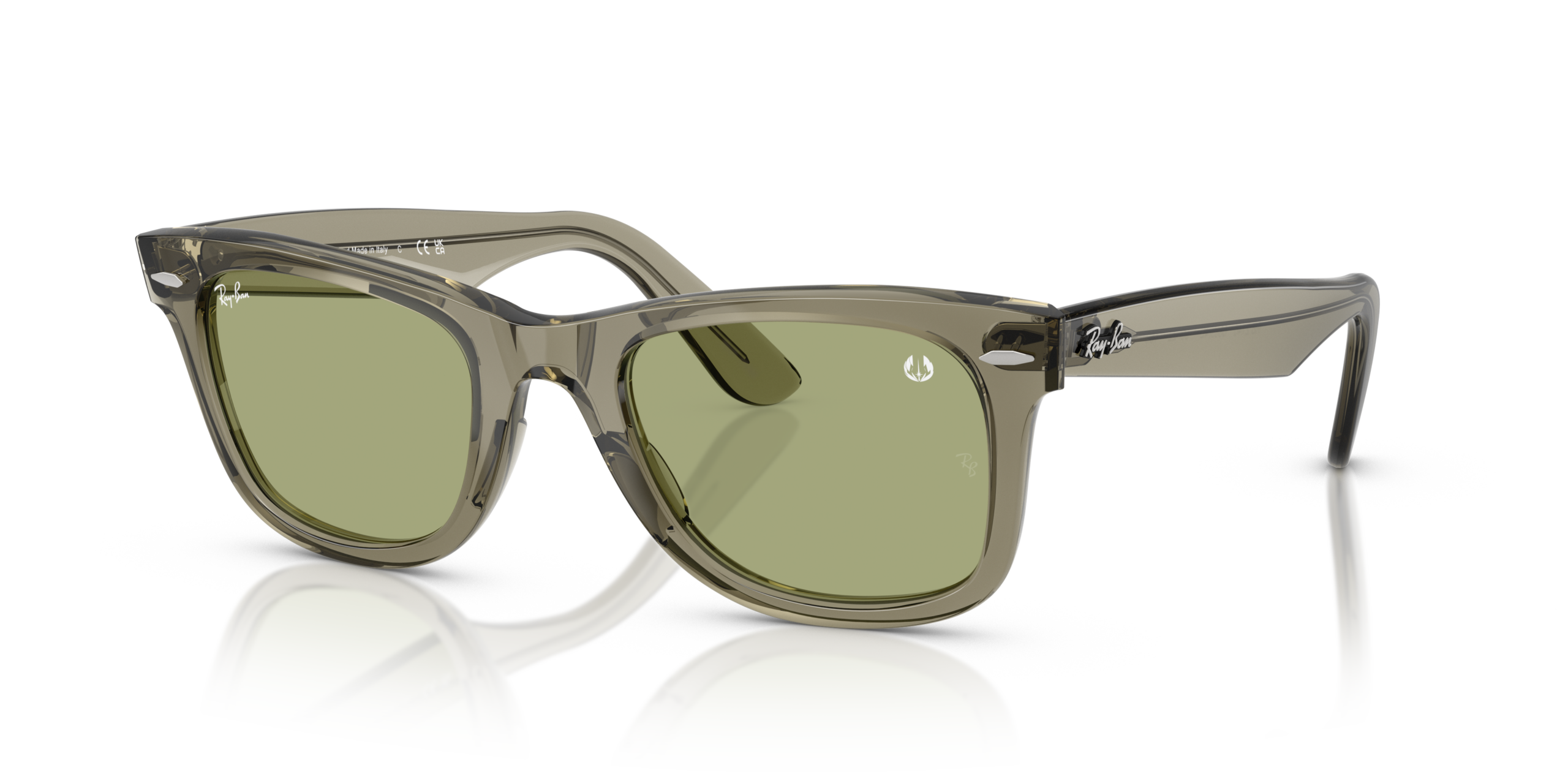 Ray-Ban Classic Wayfarer Polarized Sunglasses (RB2140)