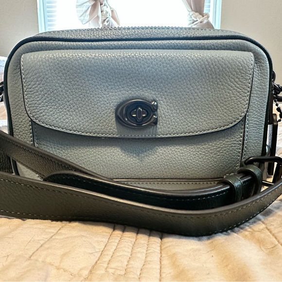 Coach Willow Camera Crossbody Bag in Pebble Leather